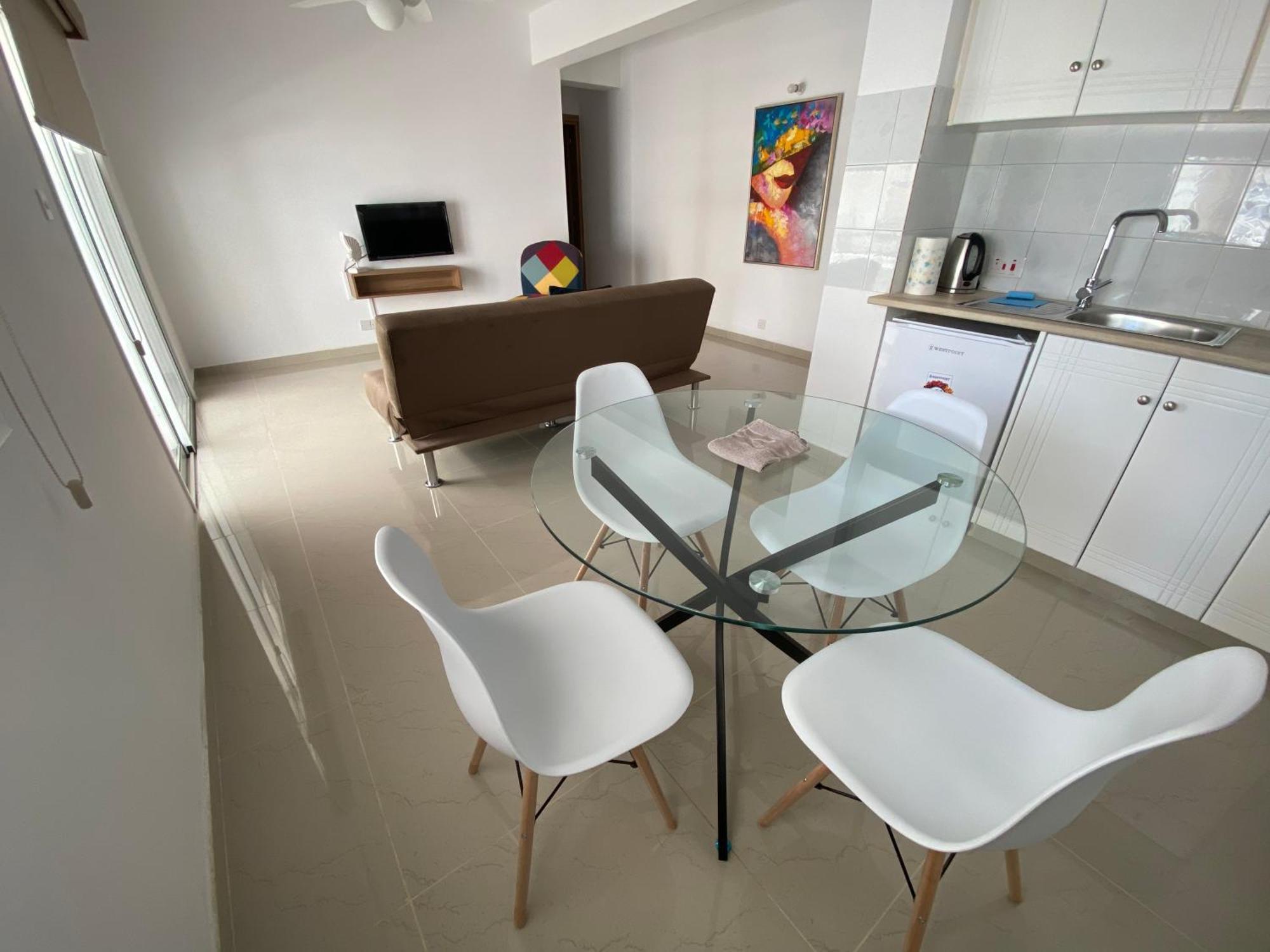 Larnaca Bay Suites Lárnaca Exterior foto