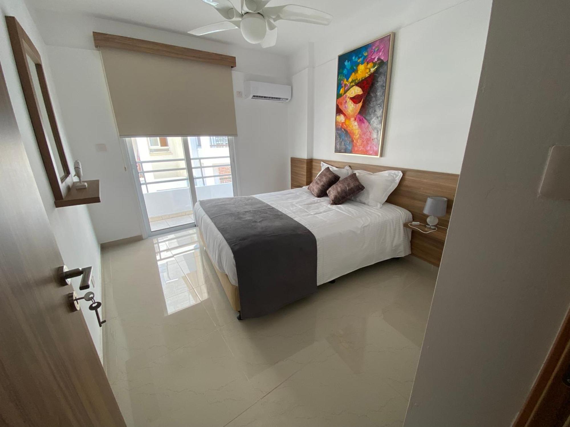 Larnaca Bay Suites Lárnaca Exterior foto